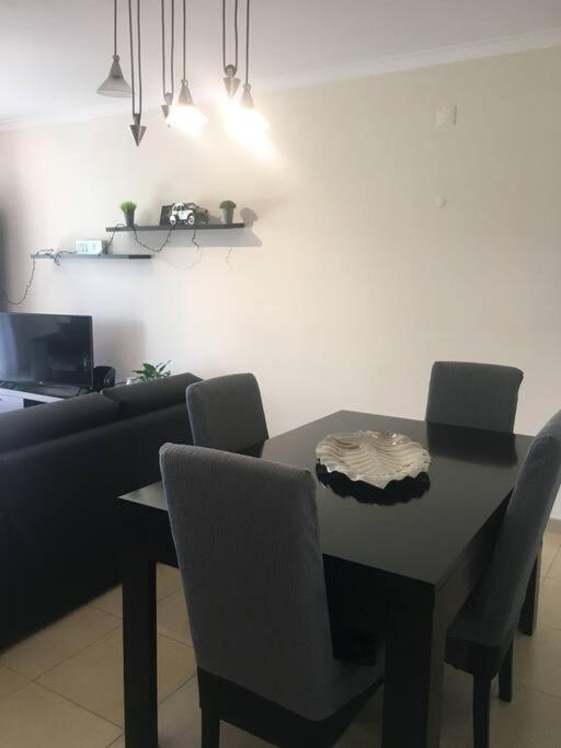 3 Bedroom Apartment With Pool In Лагуш Экстерьер фото